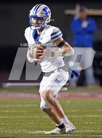 Thumbnail 2 in Krum vs Sunnyvale (Bi District) photogallery.