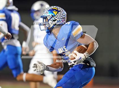 Thumbnail 1 in Krum vs Sunnyvale (Bi District) photogallery.