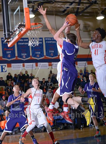 Thumbnail 3 in Mater Dei vs. Foothills Christian (Tarkanian Classic} photogallery.
