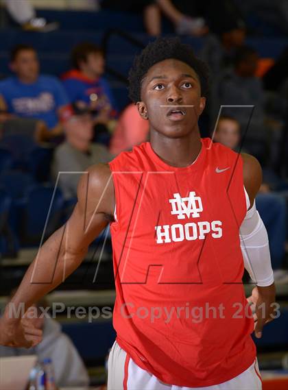 Thumbnail 1 in Mater Dei vs. Foothills Christian (Tarkanian Classic} photogallery.