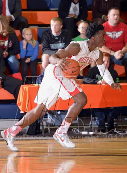 Thumbnail 1 in Mater Dei vs. Foothills Christian (Tarkanian Classic} photogallery.