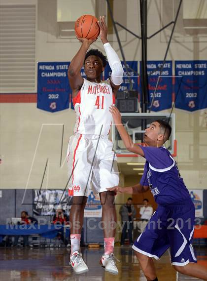Thumbnail 3 in Mater Dei vs. Foothills Christian (Tarkanian Classic} photogallery.
