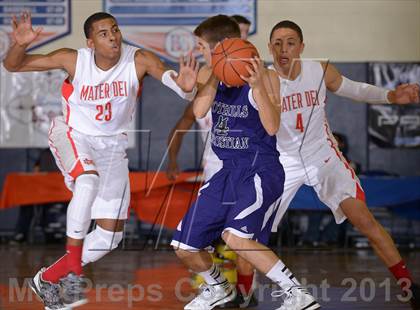 Thumbnail 2 in Mater Dei vs. Foothills Christian (Tarkanian Classic} photogallery.