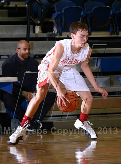 Thumbnail 1 in Mater Dei vs. Foothills Christian (Tarkanian Classic} photogallery.