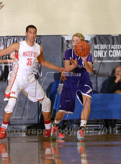 Thumbnail 3 in Mater Dei vs. Foothills Christian (Tarkanian Classic} photogallery.