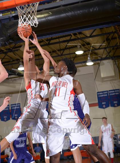 Thumbnail 2 in Mater Dei vs. Foothills Christian (Tarkanian Classic} photogallery.