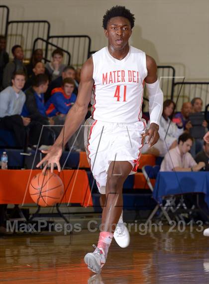 Thumbnail 1 in Mater Dei vs. Foothills Christian (Tarkanian Classic} photogallery.