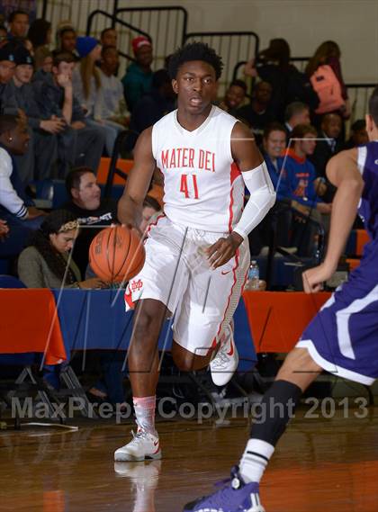 Thumbnail 1 in Mater Dei vs. Foothills Christian (Tarkanian Classic} photogallery.