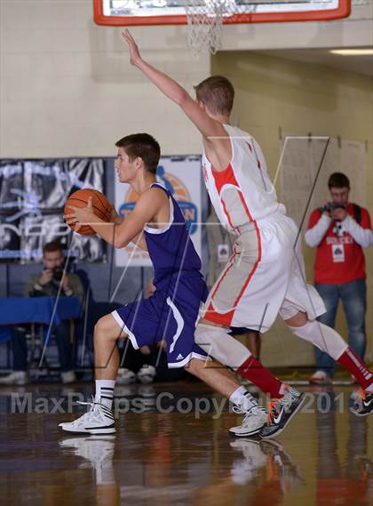 Thumbnail 2 in Mater Dei vs. Foothills Christian (Tarkanian Classic} photogallery.