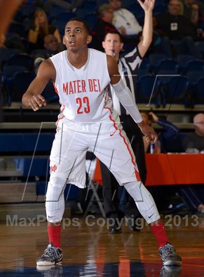 Thumbnail 1 in Mater Dei vs. Foothills Christian (Tarkanian Classic} photogallery.