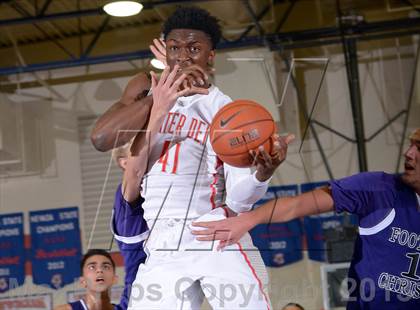 Thumbnail 1 in Mater Dei vs. Foothills Christian (Tarkanian Classic} photogallery.