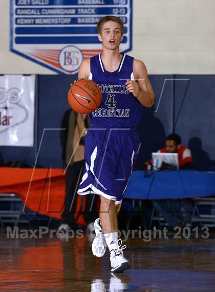 Thumbnail 3 in Mater Dei vs. Foothills Christian (Tarkanian Classic} photogallery.
