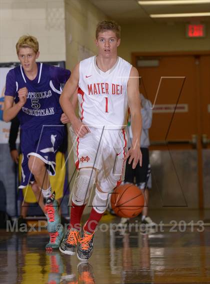 Thumbnail 3 in Mater Dei vs. Foothills Christian (Tarkanian Classic} photogallery.