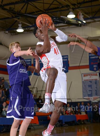 Thumbnail 2 in Mater Dei vs. Foothills Christian (Tarkanian Classic} photogallery.