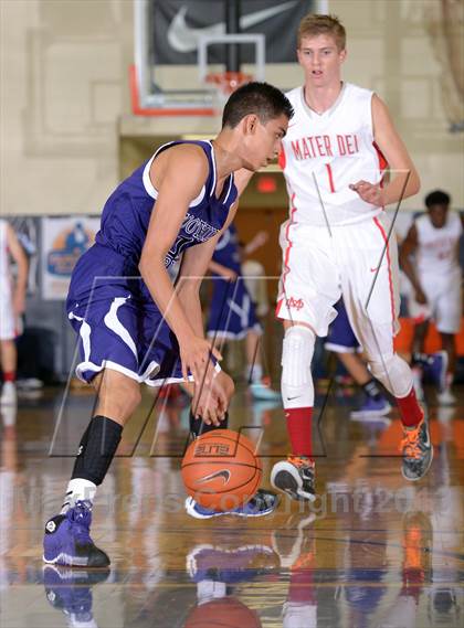 Thumbnail 1 in Mater Dei vs. Foothills Christian (Tarkanian Classic} photogallery.