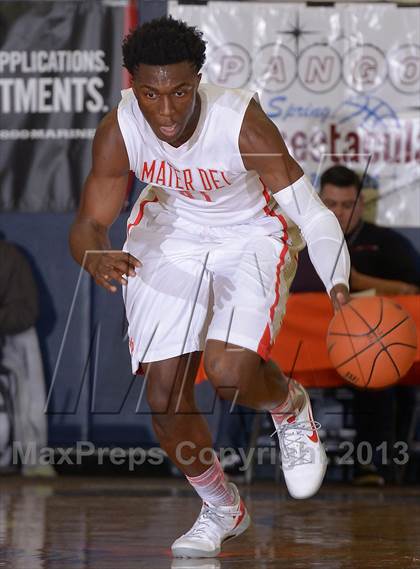 Thumbnail 2 in Mater Dei vs. Foothills Christian (Tarkanian Classic} photogallery.