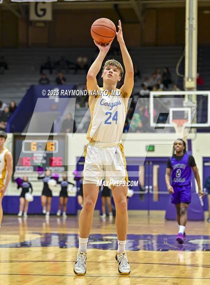 Thumbnail 1 in Greenfield-Central @ Muncie Central (IHSAA 4A Section 9 Semifinal)  photogallery.