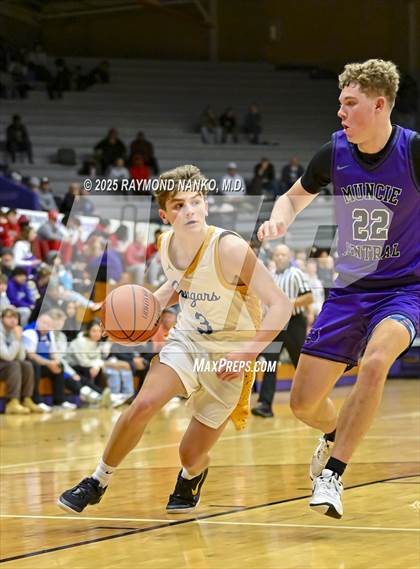Thumbnail 3 in Greenfield-Central @ Muncie Central (IHSAA 4A Section 9 Semifinal)  photogallery.