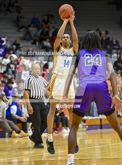 Thumbnail 2 in Greenfield-Central @ Muncie Central (IHSAA 4A Section 9 Semifinal)  photogallery.