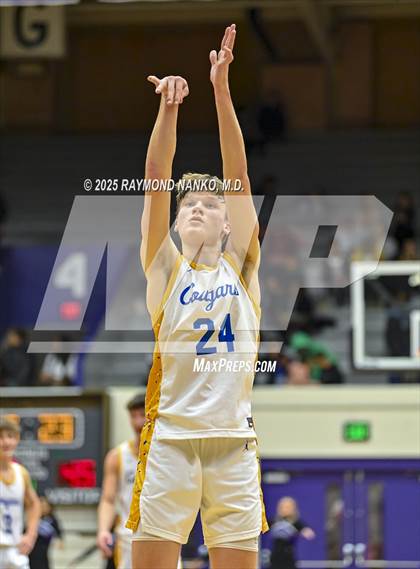 Thumbnail 1 in Greenfield-Central @ Muncie Central (IHSAA 4A Section 9 Semifinal)  photogallery.