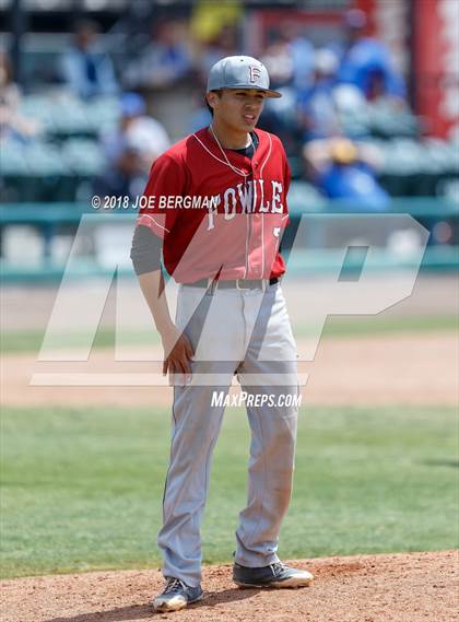 Thumbnail 2 in Fowler vs. Exeter (CIF CS D4 Final) photogallery.