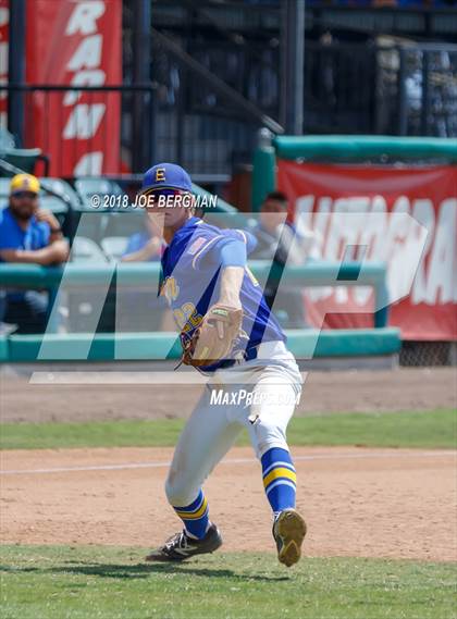 Thumbnail 2 in Fowler vs. Exeter (CIF CS D4 Final) photogallery.