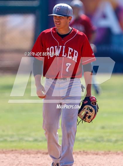 Thumbnail 2 in Fowler vs. Exeter (CIF CS D4 Final) photogallery.