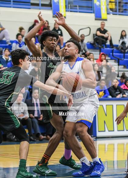 Thumbnail 2 in Moreau Catholic @ Newark Memorial photogallery.