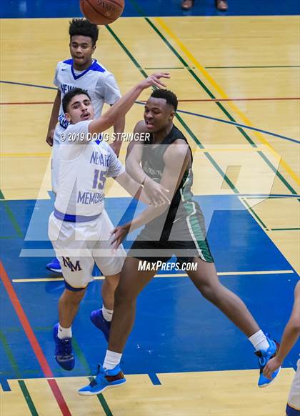 Thumbnail 2 in Moreau Catholic @ Newark Memorial photogallery.