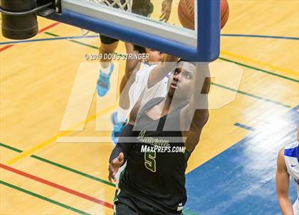 Thumbnail 2 in Moreau Catholic @ Newark Memorial photogallery.