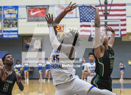 Thumbnail 3 in Moreau Catholic @ Newark Memorial photogallery.