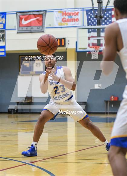 Thumbnail 1 in Moreau Catholic @ Newark Memorial photogallery.