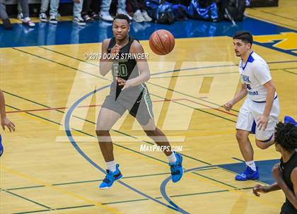 Thumbnail 2 in Moreau Catholic @ Newark Memorial photogallery.