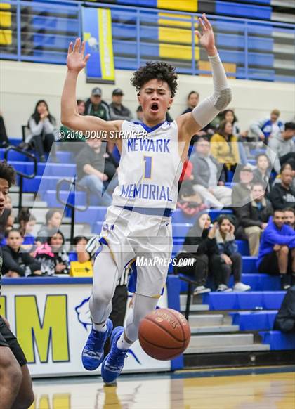 Thumbnail 2 in Moreau Catholic @ Newark Memorial photogallery.