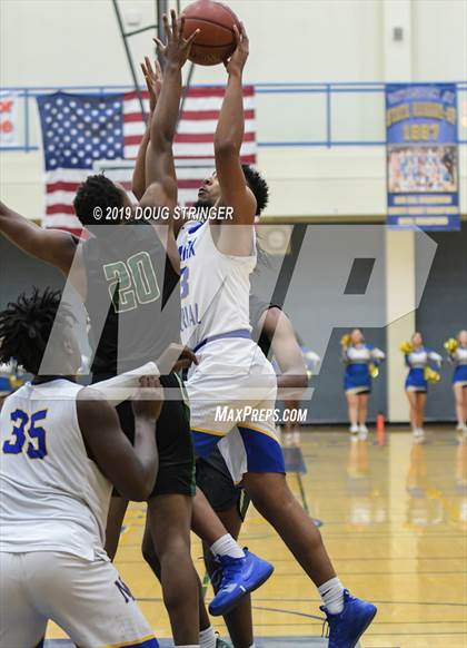 Thumbnail 1 in Moreau Catholic @ Newark Memorial photogallery.