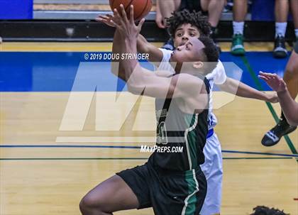 Thumbnail 3 in Moreau Catholic @ Newark Memorial photogallery.