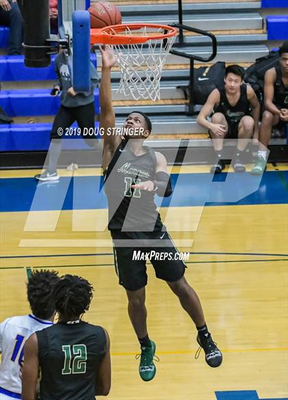 Thumbnail 1 in Moreau Catholic @ Newark Memorial photogallery.