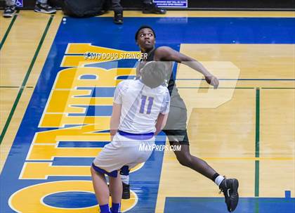 Thumbnail 1 in Moreau Catholic @ Newark Memorial photogallery.