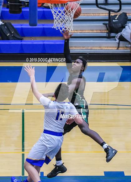 Thumbnail 2 in Moreau Catholic @ Newark Memorial photogallery.