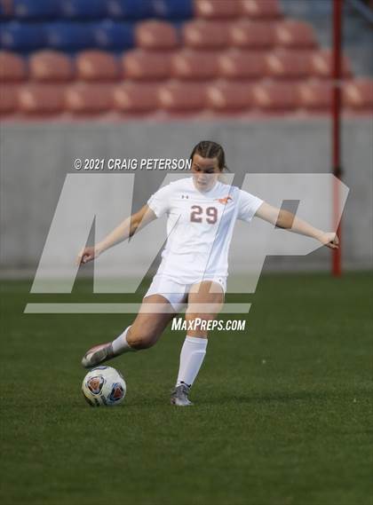 Thumbnail 2 in Crimson Cliffs vs. Mountain Crest (UHSAA 4A Final) photogallery.