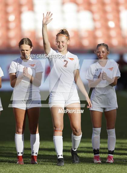 Thumbnail 3 in Crimson Cliffs vs. Mountain Crest (UHSAA 4A Final) photogallery.