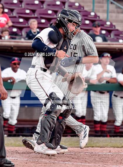 Thumbnail 1 in St. John Bosco vs. Beckman (CIF SS DIV 3 Championship) photogallery.