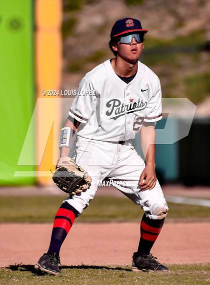 Thumbnail 3 in St. John Bosco vs. Beckman (CIF SS DIV 3 Championship) photogallery.
