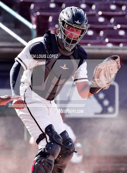 Thumbnail 2 in St. John Bosco vs. Beckman (CIF SS DIV 3 Championship) photogallery.