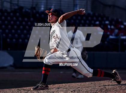 Thumbnail 2 in St. John Bosco vs. Beckman (CIF SS DIV 3 Championship) photogallery.