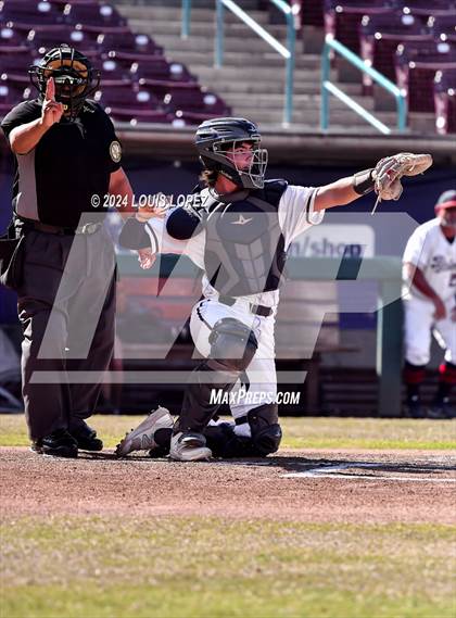 Thumbnail 3 in St. John Bosco vs. Beckman (CIF SS DIV 3 Championship) photogallery.