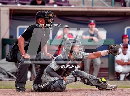 Thumbnail 3 in St. John Bosco vs. Beckman (CIF SS DIV 3 Championship) photogallery.