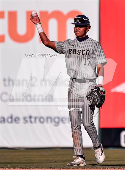 Thumbnail 2 in St. John Bosco vs. Beckman (CIF SS DIV 3 Championship) photogallery.