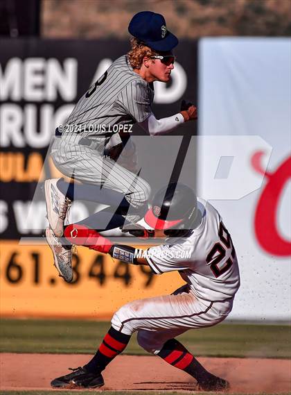 Thumbnail 3 in St. John Bosco vs. Beckman (CIF SS DIV 3 Championship) photogallery.