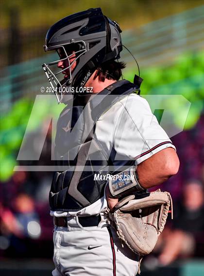 Thumbnail 3 in St. John Bosco vs. Beckman (CIF SS DIV 3 Championship) photogallery.